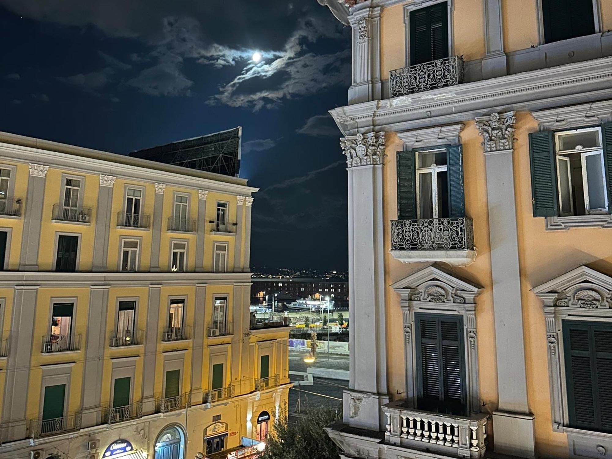 Borbonica * Naples